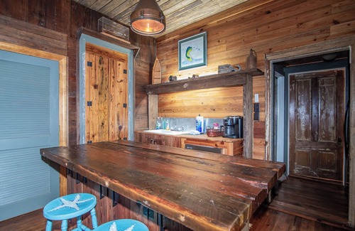 Georgetown Casa | St. Germaine Updated historical home located in Georgetown SC