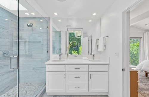 St. Helena Casa | St. Helena vineyard adjacent three/ three bath compeltely updated with pool.