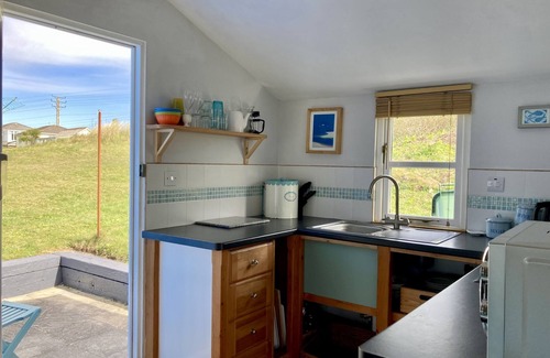 Hayle Chalet De Esquí | Alquiler de cabañas de playa tradicional retiro. Duerme 4. St Ives Bay.