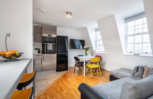 Vincent Square Condominio | St James's Nest. Cute 3BR 2Bth Steps to Big Ben!
