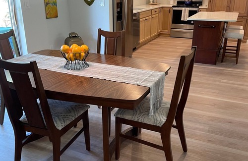 Satsuma Casa | St. Johns River Community Home with Dock Access