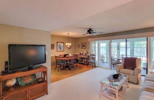 Welaka Condominio | St. Johns River View Condo w/1BR