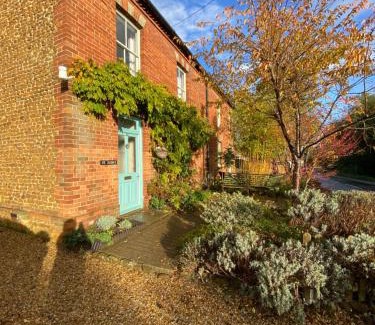 Dersingham Casa | St Jude's Bed & Breakfast