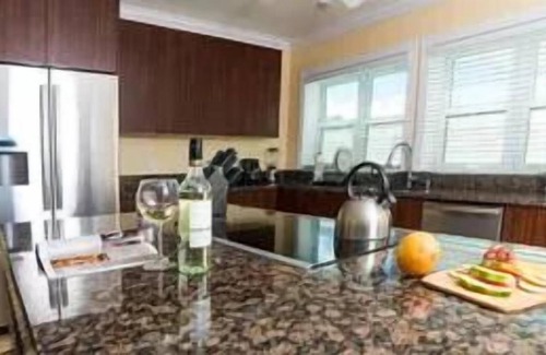 Cotton Ground Apartamento | St Kitts & Nevis Tour! Four Relaxing Spaces w/ Swimming Pool, Free Parking & Spa