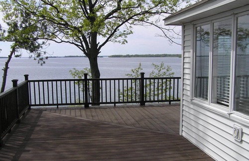 Clayton Cabaña | S t. Lawrence River Cottage