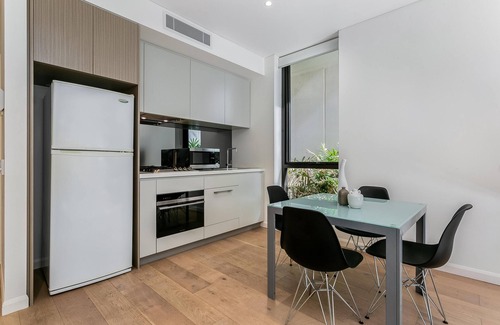 St. Leonards Apartamento | St Leonards- ALBN2 Albany Street - Relaxed Crows Nest Apartment with Winter Garden, Rooftop Cafes Nearb