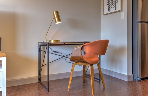 Central West End Apartamento | St Louis Stunning 1BD 1BA Central West End Apartment