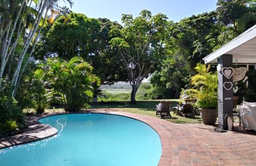 St. Lucia Cama Y Desayuno | St Lucia Kingfisher Lodge
