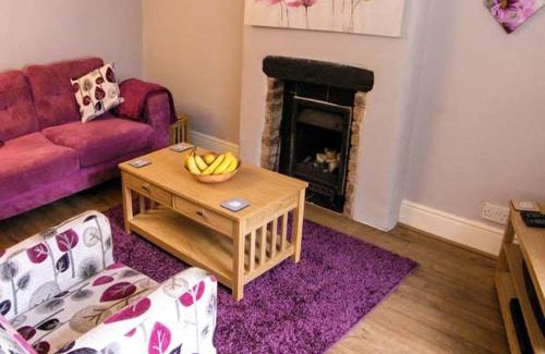 Tatworth Casa | St Margaret's Cottage