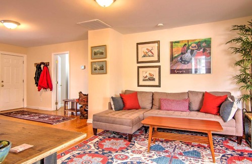 Neavitt Casa | St Michaels Area Cottage - Walk to Water and Marina