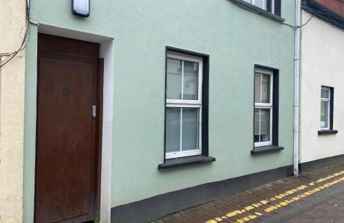 Galway City Centre Apartamento | St Patricks Avenue Apartment, H91A4W7