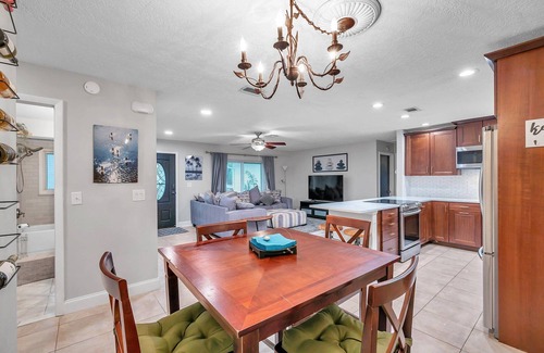 Shore Acres Casa | St.Pete Pool Paradise