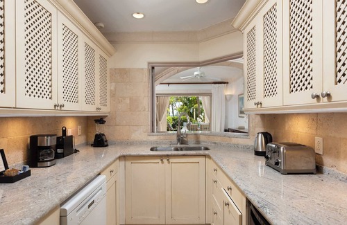 Little Battaleys Apartamento | St Peter's Bay 103 in Speightstown by Personal Villas - Contemporary Convenience