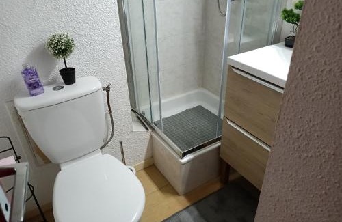 Saint-Pierre-la-Mer Apartamento | St Pierre La Mer,Appartement T2 en residence calme