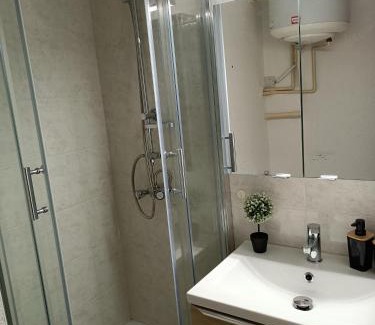 Saint-Pierre-la-Mer Apartamento | St Pierre La Mer,Appartement T2 en residence calme