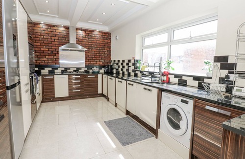 North Bitchburn Cabaña | ST RONANS, family friendly, with a garden in Bishop Auckland