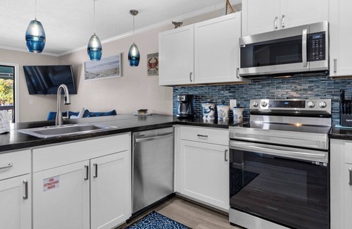 Gulf Lagoon Beach Casa | St Thomas Square