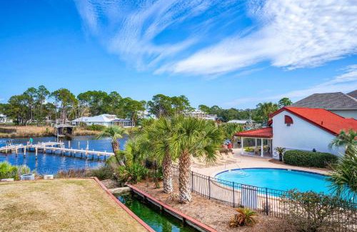 Gulf Lagoon Beach Casa | St Thomas Square Villa 414