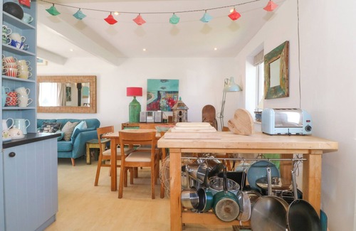 Abersoch Casa | ST TUDWALS VIEW, pet friendly, country holiday cottage in Abersoch