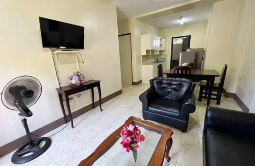 Iloilo Hotel | Sta Rosa Inn Iloilo powered by Cocotel