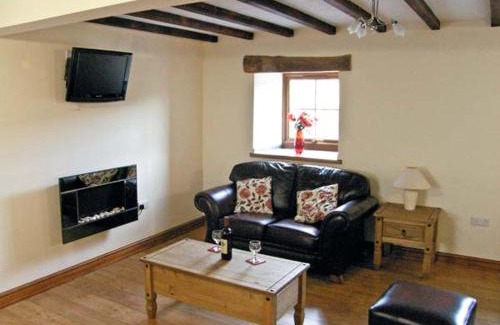 Rhyd-y-foel Casa | Stabal-y-Gwedd