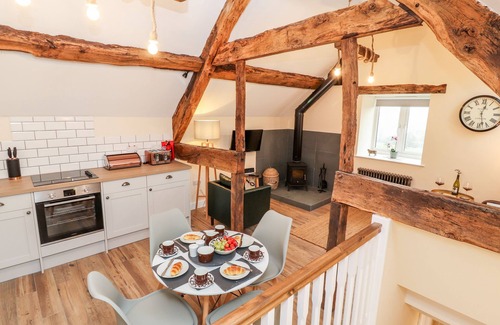 Oswestry Cabaña | Stabl, Graneros de Plas Moelfre Hall, LLANRHAEADR-YM-MOCHNANT