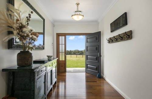 Pokolbin Casa | Stable and Vines - Pokolbin, Hunter Valley