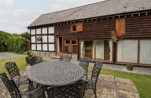 Pembridge Casa | Stable End
