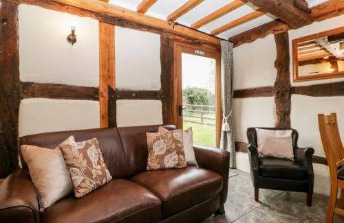Pembridge Casa | Stable End