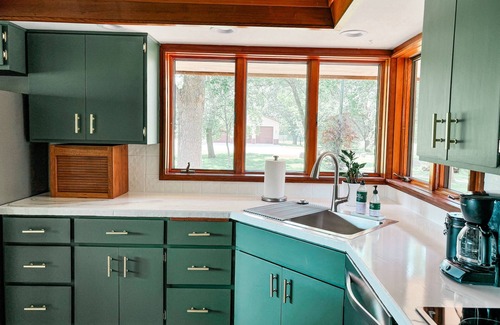 Watertown Casa | Stable Waters House