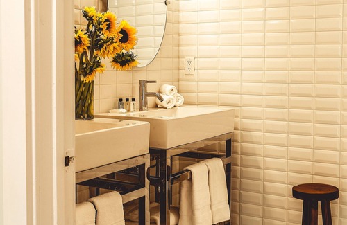 Paso Robles Hotel | Stables Inn
