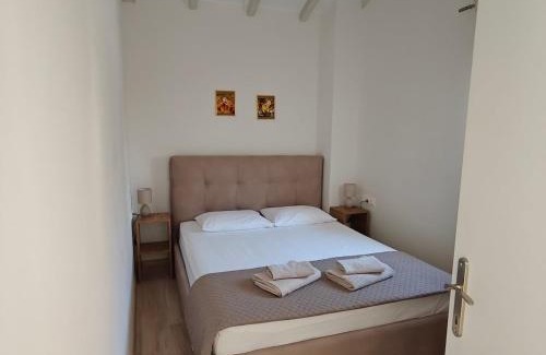 Pagi Casa | Stablus