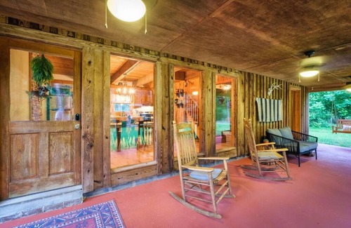 Ellijay Casa | StackRock Cabin in Blue Ridge Mountains