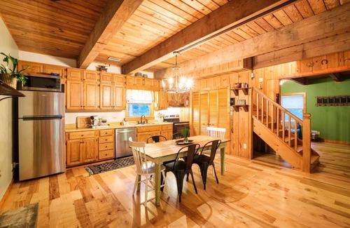 Ellijay Casa | StackRock Cabin in Blue Ridge Mountains