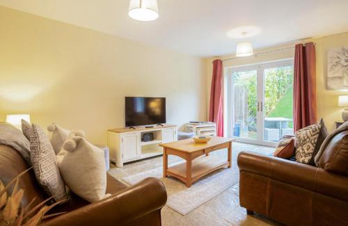 Broadway Casa | Staddlestone Mews