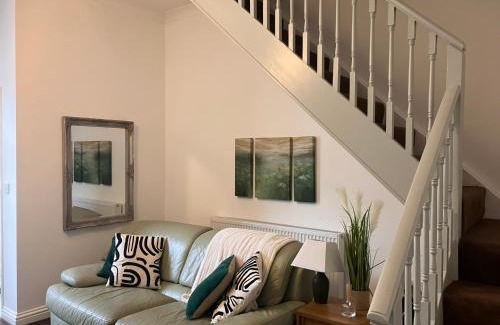 Sunderland Casa | Stadium Cottage - Close to Centre, Stadium, Nissan and CrownWorks Studios