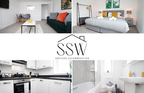 Bon-y-maen Apartamento | Stadium Views Modern 2-Bed, Parking & Balcony