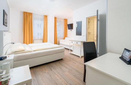 Ruettenscheid Hotel | Stadt-gut-Hotel Rheinischer Hof