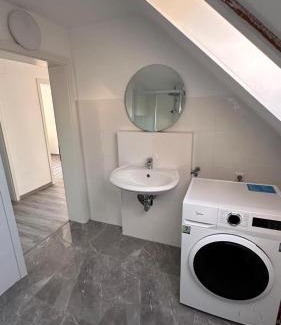 Fuldatal Apartamento | Stadtnahe Dachgeschosswohnung