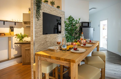 Nordliche Altstadt Apartamento | Stadtoase am Doberaner Platz New6pers