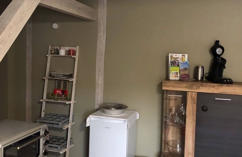Maasdorf Apartamento | Stadtwohnung mit Balkon und Eigenem Eingang