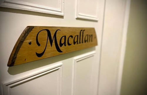 Elgin Casa | Stag and Barrel