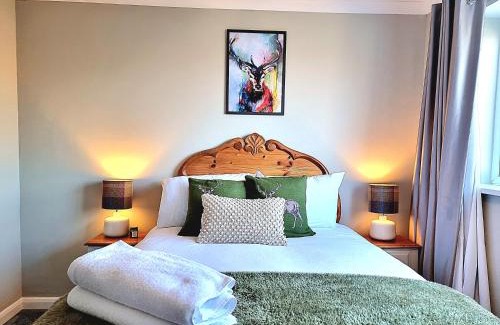 Crich Casa | Stag Manor Hot Tub Retreat near Peak District