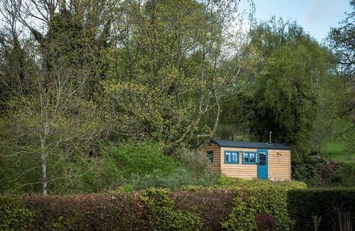 Baslow Cabaña | Stag Shepherd's Hut/Chatsworth Estate