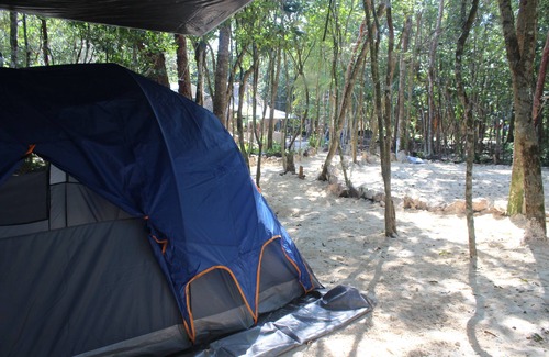 Tulum Alquiler De RV | Stage-One Camping - Camping Barebones en las selvas de Tulum