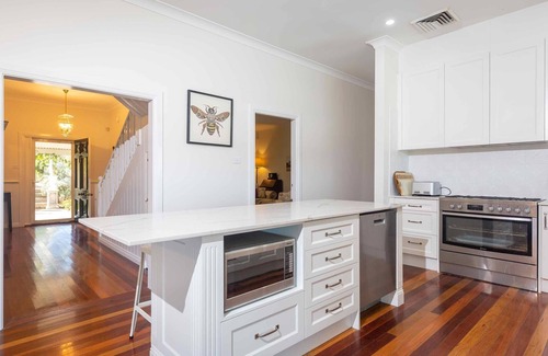 Lovedale Casa | Claremont Manor - a charming Lovedale escape