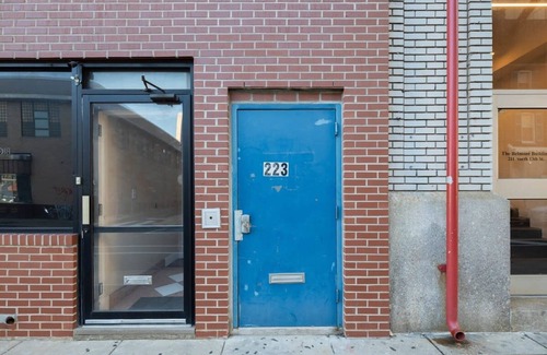 Chinatown Apartamento | Stairway 3BR Apt w W D Home Theater