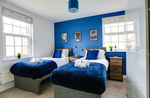 Swindon Apartamento | STALDON COURT - Open Plan Apartment, High Speed Wi-Fi, Free Parking