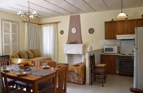 Poulithra Casa | Stam House