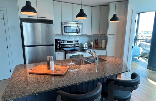 Victoria Park Apartamento | Stampede Heart of Calgary Luxury 1 bedroom apartment Parking included